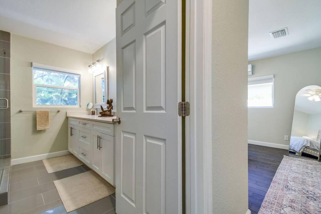 Luxury Home In The Heart Of South Tampa & Pool! Zewnętrze zdjęcie